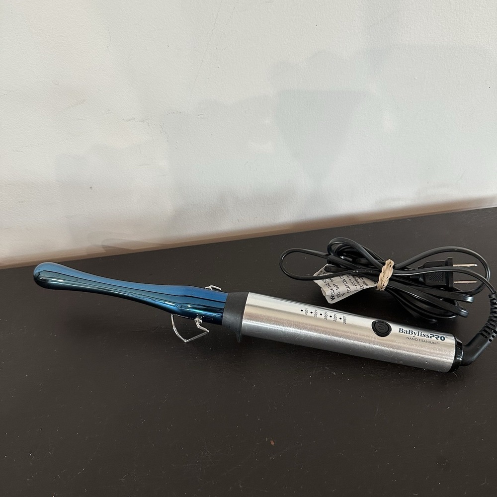 BaByliss PRO Nano Titanium Reverse Taper Curling Wand (BNTWRTUC)